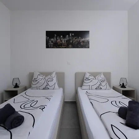 Semesterbostad Moderne Bei By Interhome Barban