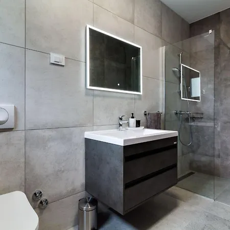Moderne Bei By Interhome Semesterbostad Barban