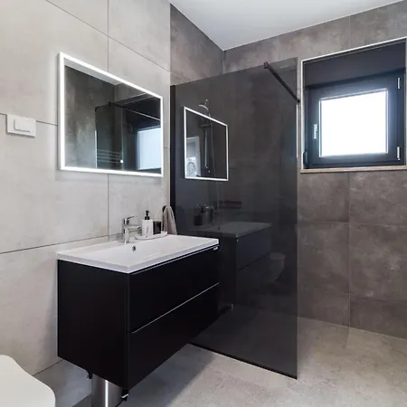 Moderne Bei By Interhome *